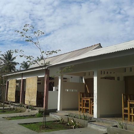 Putri Homestay Gili Meno Pokoj fotografie