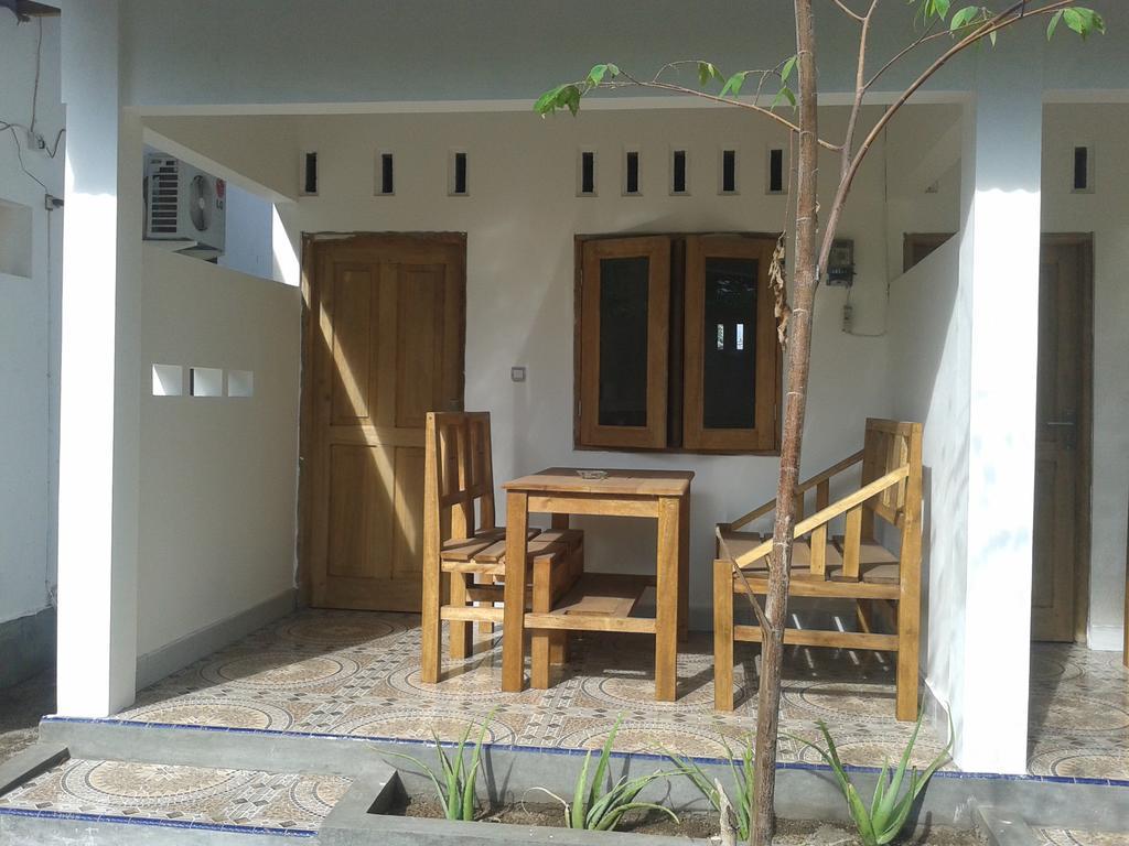 Putri Homestay Gili Meno Pokoj fotografie